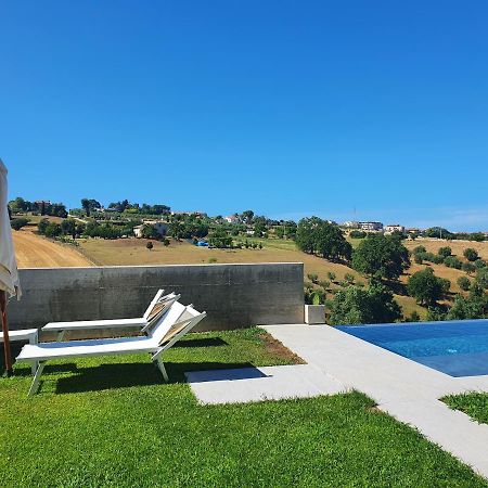 Casa Lunaria B&B Порто-Сант'Эльпидио Экстерьер фото